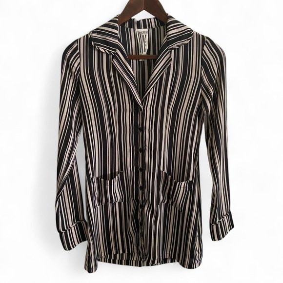 Free People Tops - Free People Black and White Button Up Collared Blouse Womens Size XS